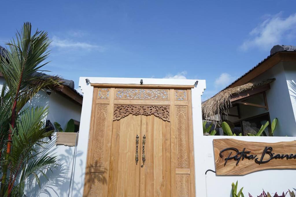 Отель Petra Bianca Uluwatu Экстерьер фото