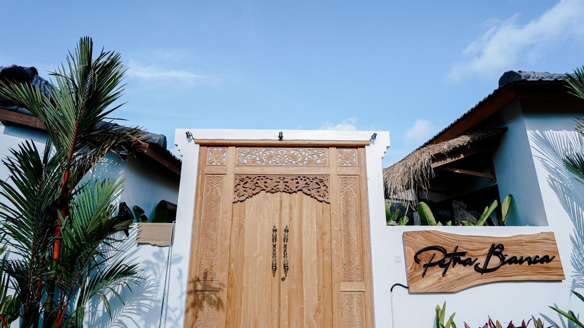 Отель Petra Bianca Uluwatu Экстерьер фото